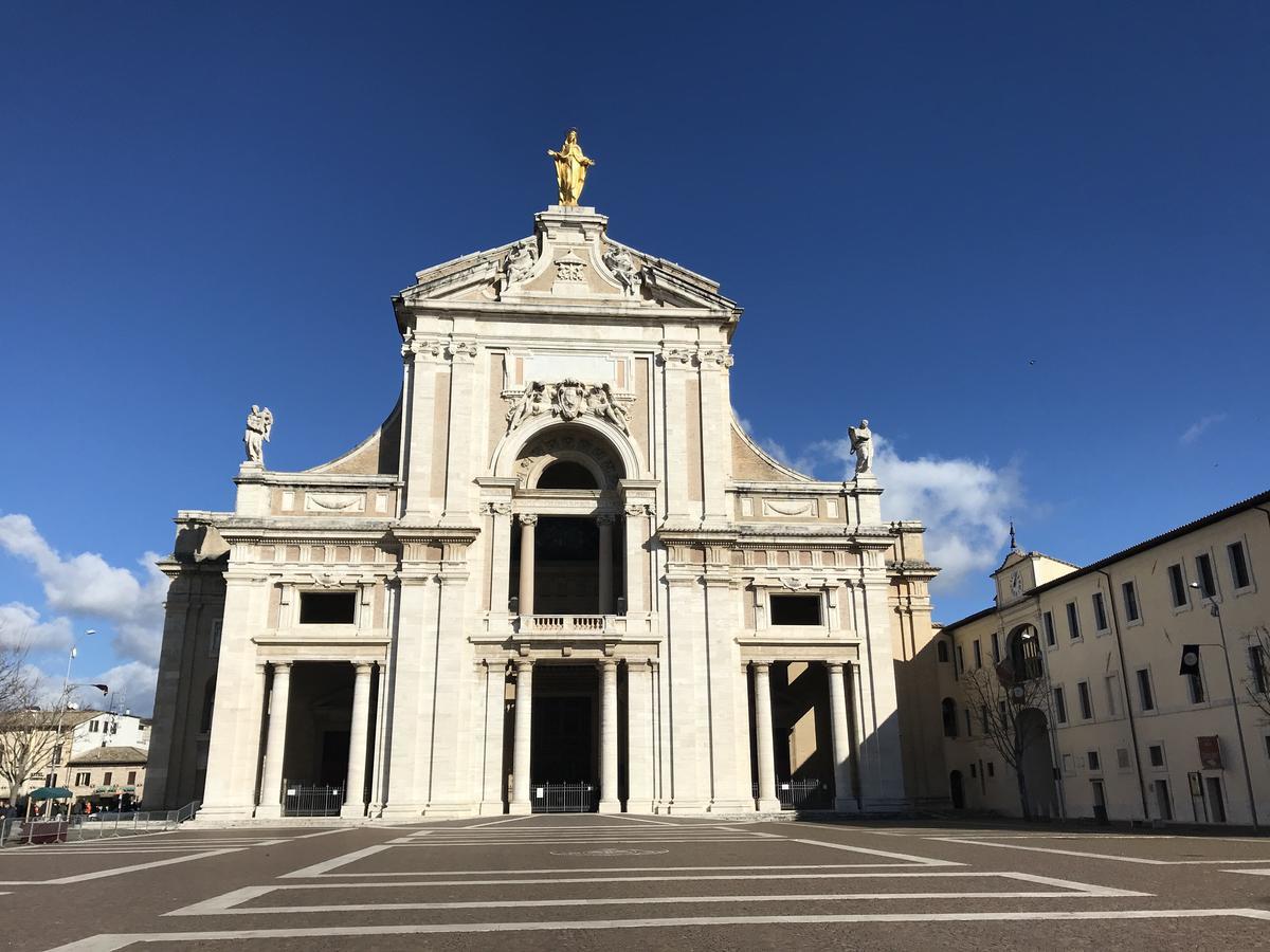 Camere Il Cantico Assisi Exterior foto